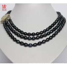 Collar de perlas de agua dulce de 3 filamentos de arroz negro